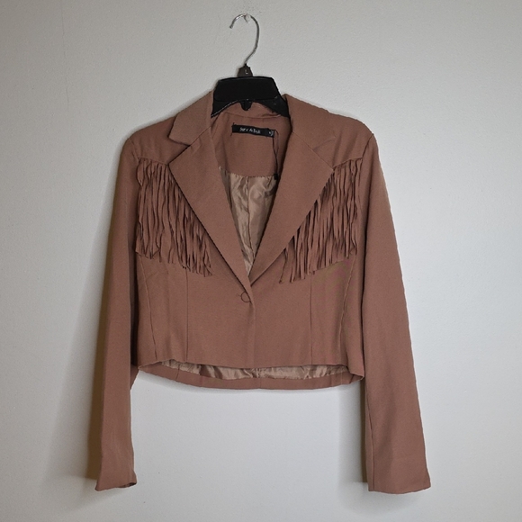 Strut & Bolt CroppedWomen's Tan Fringe Blazer Sz Medium NWT - Picture 1 of 4